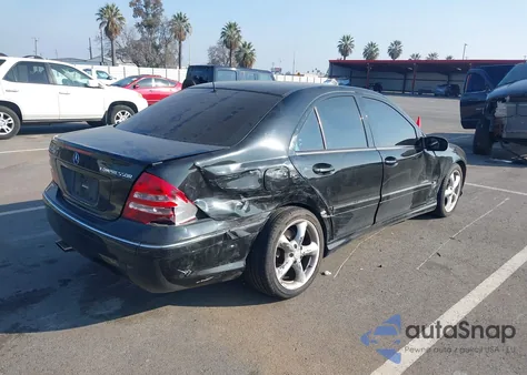 2005 Mercedes-Benz C 230 Kompressor Sport z USA, uszkodzony, nr VIN WDBRF40J05F711125